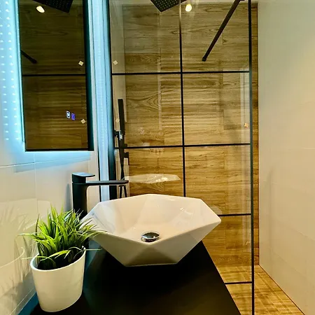 Kostecki Exclusive Studio, Klimatyzacja, Garage, Widok Na Katowice, Spodek, Centrum * 卡托维兹