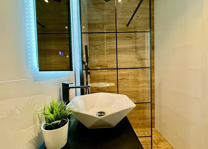 Kostecki Exclusive Studio, Klimatyzacja, Garage, Widok Na Katowice, Spodek, Centrum * Κατοβίτσε